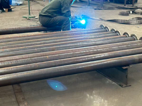 临高20#无缝注浆管加工108*6钢花管棚管