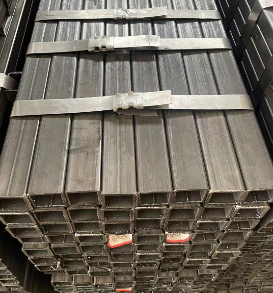 临高工业用梯子 镀锌管焊接梯子 铁梯子方管梯